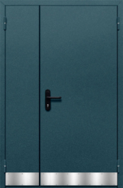 Фото двери «Полуторная с отбойником №33» в Протвино